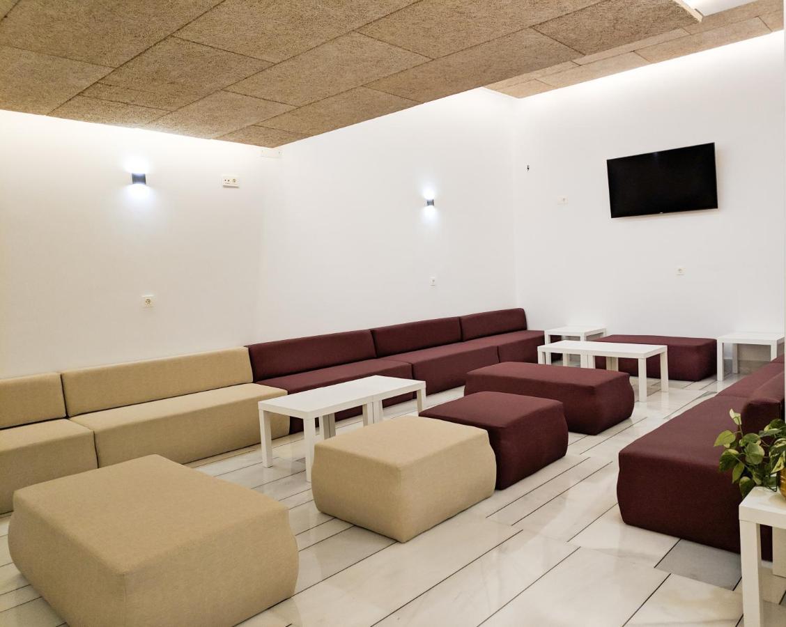 Broz Hostel Granada Exteriör bild