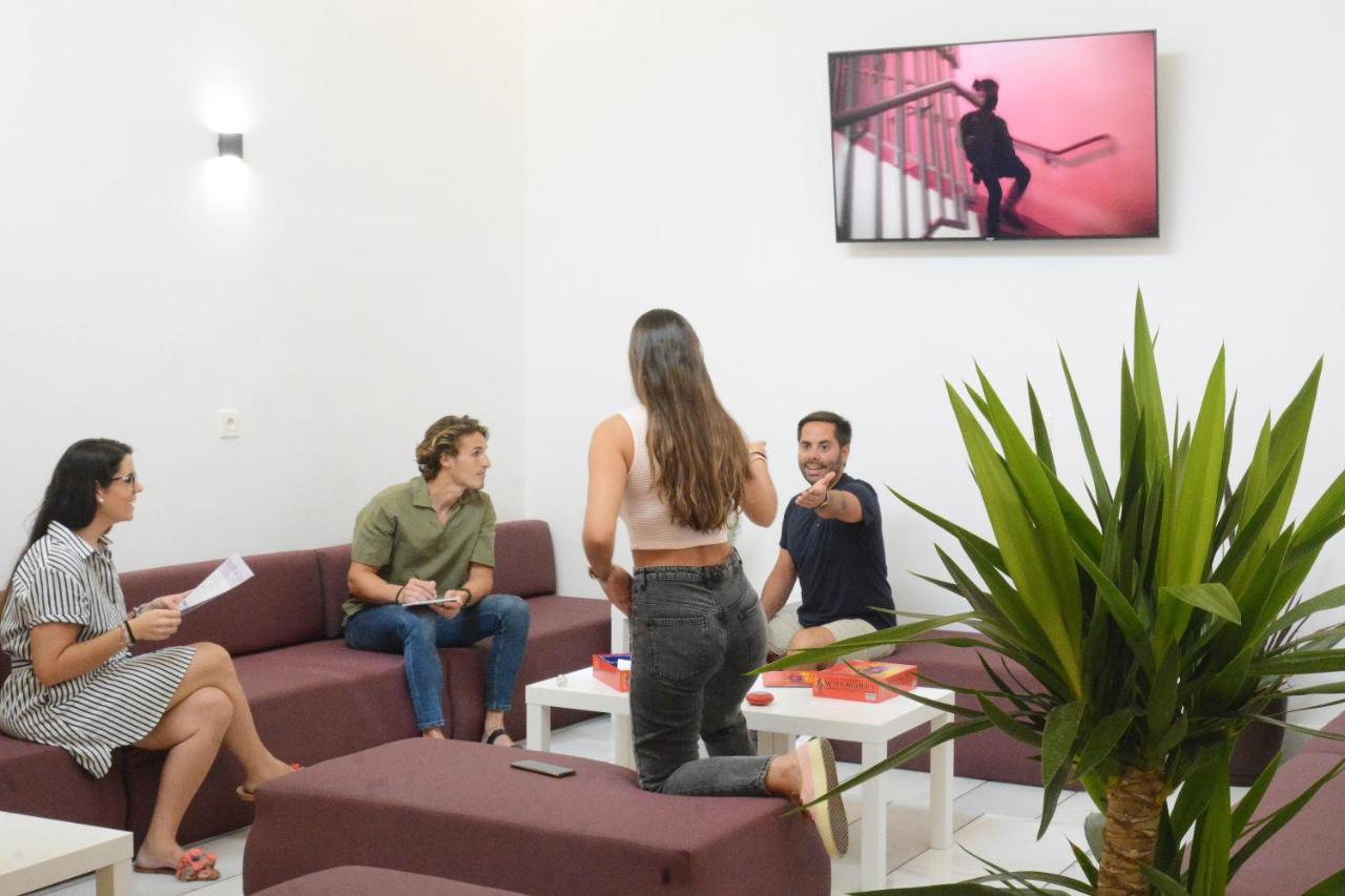 Broz Hostel Granada Exteriör bild